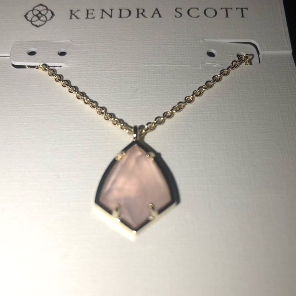 Kendra Scott Rose Quartz Pendant - Picture 4 of 6